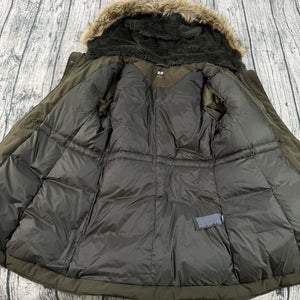 UNIQLO Ultra Warm Down Short Coat Parka Olive Green Faux-Fur Hood Women's Sm