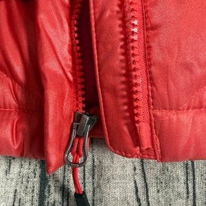 The North Face 550 Goose Down Puffer Vest Women’s M Red Quilted Jacket Insulated