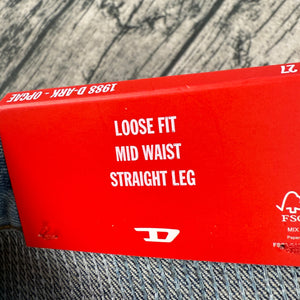 Diesel D-Ark-S5 Women’s Jeans Size 27 – Premium Straight-Leg Denim – NWT $1195