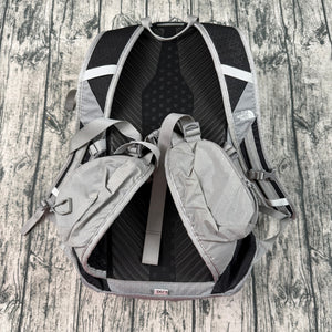 The North Face Litus 22 Backpack Black Gray Hiking Daypack Nylon L/XL