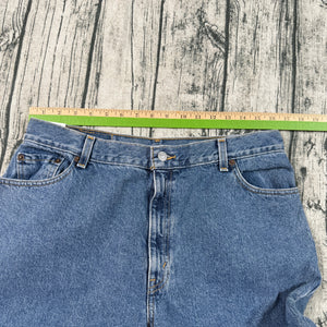 VTG Levi’s 550 Relaxed Fit Jeans Womens Size 16 Long Blue Denim High Rise NWT