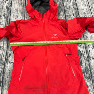 Arc'teryx Women’s M Gore-Tex Hooded Jacket Red Waterproof Performance