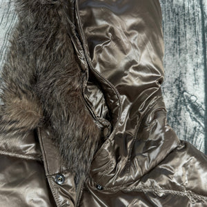 UNIQLO Brown Down Puffer Jacket Faux Fur Hood Women’s Size M Long Quilted Coat