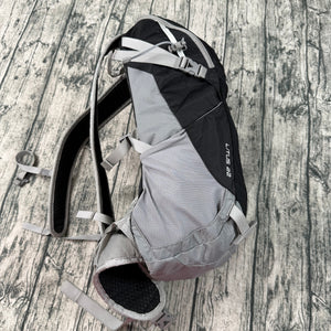 The North Face Litus 22 Backpack Black Gray Hiking Daypack Nylon L/XL